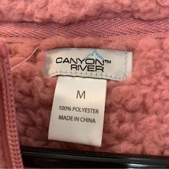 NWOT Canyon River Women's Sherpa Sweatshirt Size Medium - Picture 4 of 4
